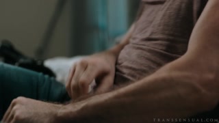 Shemale Seduces with Enhanced Body - смотри новое порно бесплатно REDPORN.TOP