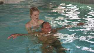 Young and Old in the Pool - эксклюзивное порно REDPORN.TOP