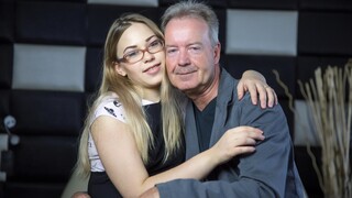 Blonde Fucks Older Man in Doggystyle - эксклюзивное порно REDPORN.TOP