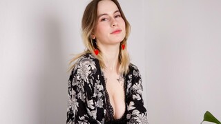 Blonde Teen Girl Plays with Herself - смотри новое порно бесплатно REDPORN.TOP
