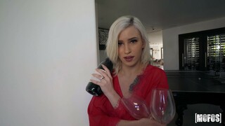 Petite Kiara Cole's Tattooed Body - смотри новое порно бесплатно REDPORN.TOP