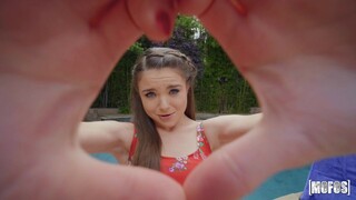 Teeny Tiny Brunette - эксклюзивное порно REDPORN.TOP
