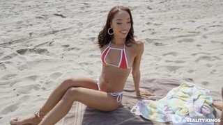 Alexis Tae's Outdoor Pussy Licking and Cumshot - эксклюзивное порно REDPORN.TOP