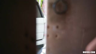 Abella's Narrow Escape: A Sexy Detour - смотри новое порно бесплатно REDPORN.TOP