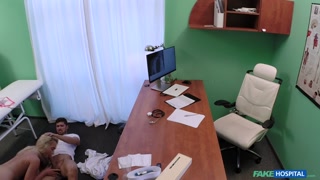  Hot Russian Girl Swallows Cum in Doctor's Office - эксклюзивное порно REDPORN.TOP