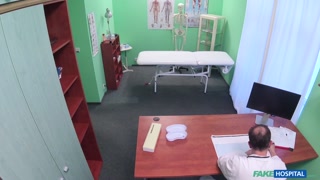 Doctor Enjoys Deepthroat with Tourist - эксклюзивное порно REDPORN.TOP