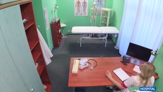 Doctor fucks nurse in missionary position - смотри новое порно бесплатно REDPORN.TOP