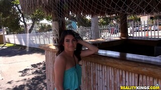  Petite Brunette Sucks and Gets Dirty - эксклюзивное порно REDPORN.TOP