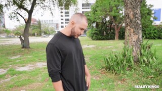 Reverse Cowgirl in Public with Big Cock - смотри новое порно бесплатно REDPORN.TOP