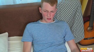 Asian teen gets help with his big cock - эксклюзивное порно REDPORN.TOP