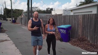 Lolly Dames Joins the MILF Hunter Crew - смотри новое порно бесплатно REDPORN.TOP