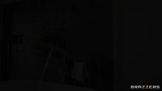Stacy's Big Natural Tits Get Soaked - эксклюзивное порно REDPORN.TOP