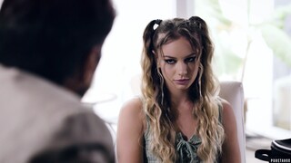 Lesbian teacher Emily Willis seduces Naomi Swann before hardcore threesome - эксклюзивное порно REDPORN.TOP