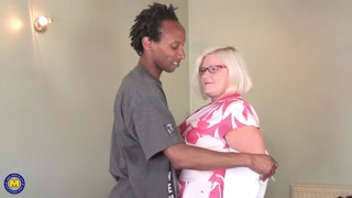 British chubby Lacey Starr takes interracial pounding - эксклюзивное порно REDPORN.TOP