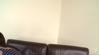 Romanian Treat - Hannah Sweet Shaved Pussy - эксклюзивное порно REDPORN.TOP