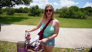 Thick Bicycle Bitch Sucks Big Black Cock In Tank Top - эксклюзивное порно REDPORN.TOP