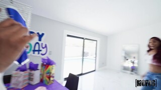 Kay Kay's Birthday Blowout - Dick Sucking Party - эксклюзивное порно REDPORN.TOP