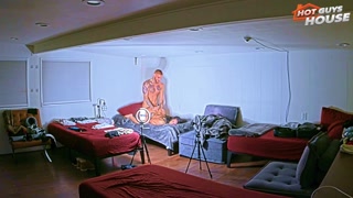 Skinny Blonde & Brunette Get Caught on Cam - смотри новое порно бесплатно REDPORN.TOP