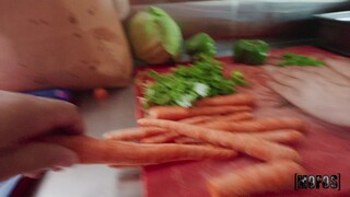 Food Truck Gangbang: Blowjobs and Facials - эксклюзивное порно REDPORN.TOP