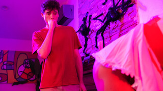 Ellie Tay's Pervy Family Costume Party - эксклюзивное порно REDPORN.TOP