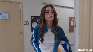 College Girl Volleyball Captain Gets Fucked - эксклюзивное порно REDPORN.TOP