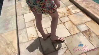 Hawaii Beach Fetish with Brunette Emma Evins - смотри новое порно бесплатно REDPORN.TOP