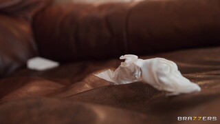 Big Tit Housewife Wants a Cock - эксклюзивное порно REDPORN.TOP