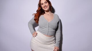Big Tits Siri Dahl Interviews Herself - эксклюзивное порно REDPORN.TOP