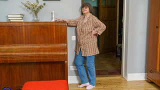 Willy Regal Fucks Beautiful Assed Granny Sharon Amore - эксклюзивное порно REDPORN.TOP