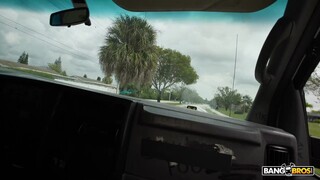 Natural Tits Kait Gets Facial on Bang Bus - эксклюзивное порно REDPORN.TOP