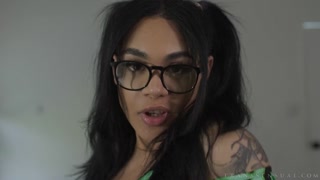 Handy Man with Glasses and Pantyhose - эксклюзивное порно REDPORN.TOP