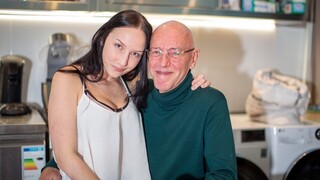 Natural Tits Brunette Bella Angel Licks Balls Before Taking a Huge Load - эксклюзивное порно REDPORN.TOP