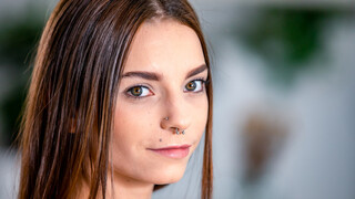 Skinny European in Loft Gets Blowjob - эксклюзивное порно REDPORN.TOP