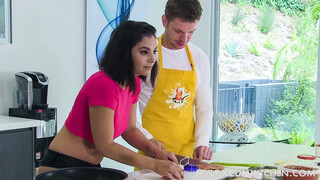 Wild Kitchen Sex with Markus Dupree and Violet - эксклюзивное порно REDPORN.TOP