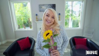 Carmen's Skirt Gets Lifted - эксклюзивное порно REDPORN.TOP
