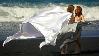 Beautiful Sex on the Beach with Redheads - эксклюзивное порно REDPORN.TOP
