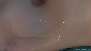 Queer Golden Shower - Steel and Helena Go Wild - эксклюзивное порно REDPORN.TOP